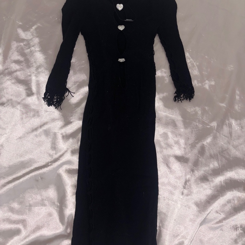 Elegant Black Dress with Heart Accents ⭐️